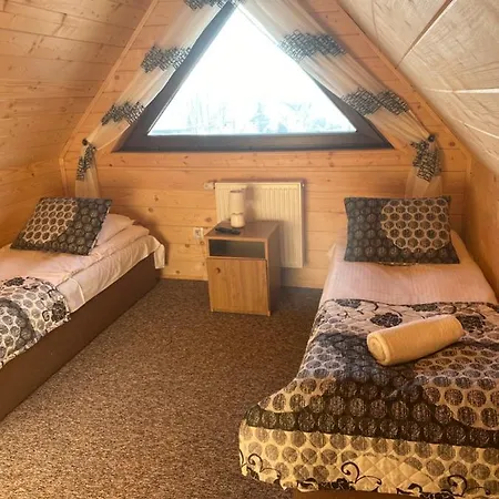 ゲストハウス Goscinne Przy Drodze ビャウカ