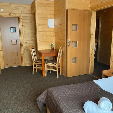 Гостевой дом Goscinne Przy Drodze 3*