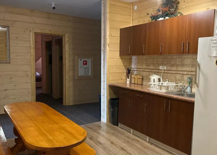 Gościnne Przy Drodze 3*